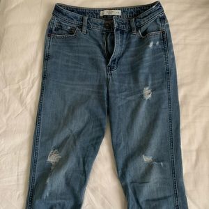 Abercrombie High-Rise Mom Jeans